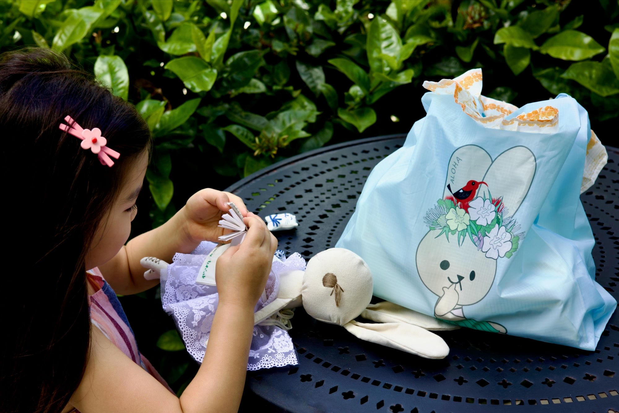 Lei Bag Atasha Rabbit Iiwi Bird Blue | Hawaiian Tradition | Citadine